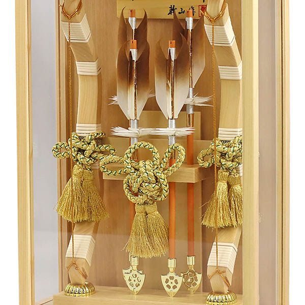 幹山　 破魔弓　壁掛け 額飾り 創 桧 白木 木目バック つや消し アクリルケース飾り　詳細画像