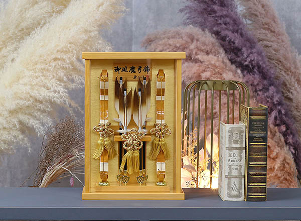 幹山　 破魔弓　壁掛け 額飾り 創 桧 金バック 艶塗り アクリルケース飾り　詳細画像