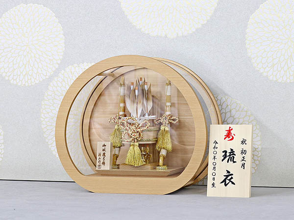 幹山　 破魔弓　月 ブナ材 白木 木目 円形 丸型 アクリルケース飾り　詳細画像