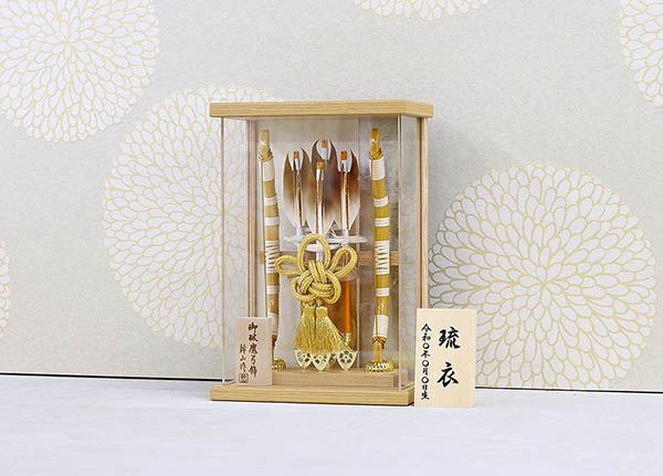 幹山　 破魔弓　壁掛け 額飾り 駿 白木 アクリルケース飾り　詳細画像