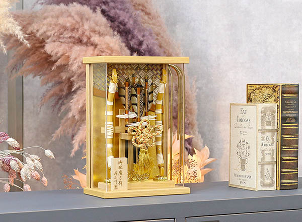 破魔弓 幹山 壁掛け 額飾り 絃 白木 寄木細工 金バック アクリルケース飾り 詳細画像 幹山 破魔弓 壁掛け 額飾り 絃 白木 寄木細工 金バック アクリルケース飾り 詳細画像