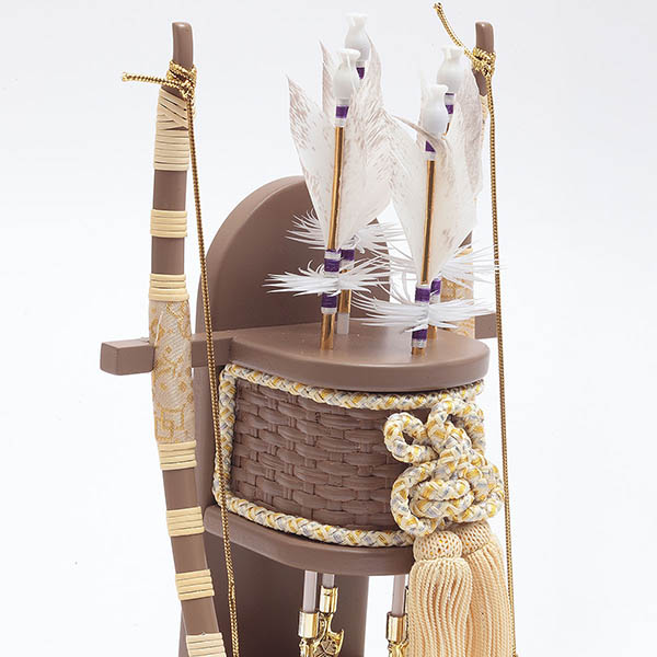 破魔弓 久月 天賦 本籐 アイボリー モカ暈 アクリルケース飾り 詳細画像 久月 破魔弓 天賦 本籐 アイボリー モカ暈 アクリルケース飾り 詳細画像