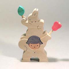 軍配を持つ金太郎とウサギ