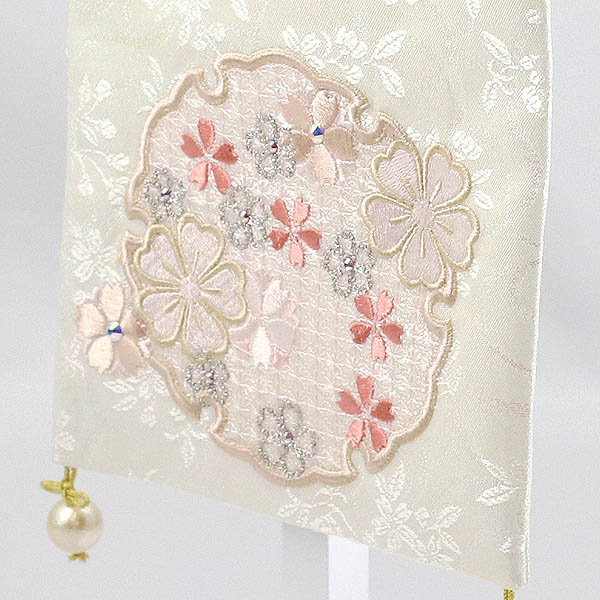 刺繍仕立て 白揃え名前旗飾り  雪花（せきか） 特中 ラインストーン ※名前・生年月日部分は刺繍